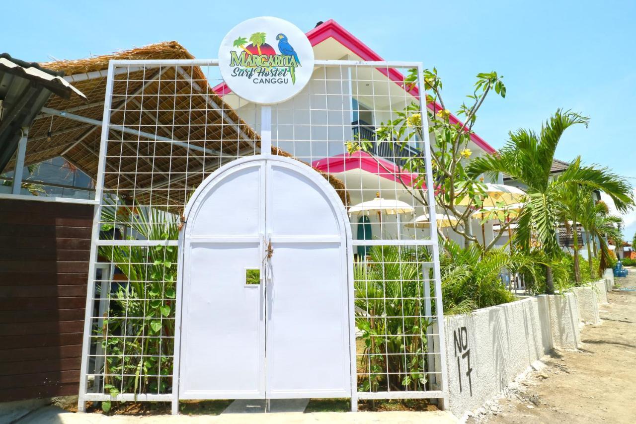 Margarita Surf Hostel Canggu Exterior photo