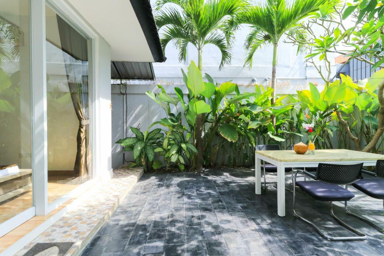 Margarita Surf Hostel Canggu Exterior photo